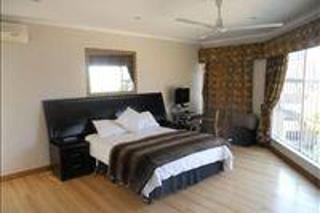 3 Bedroom Property for Sale in Sunward Park Gauteng