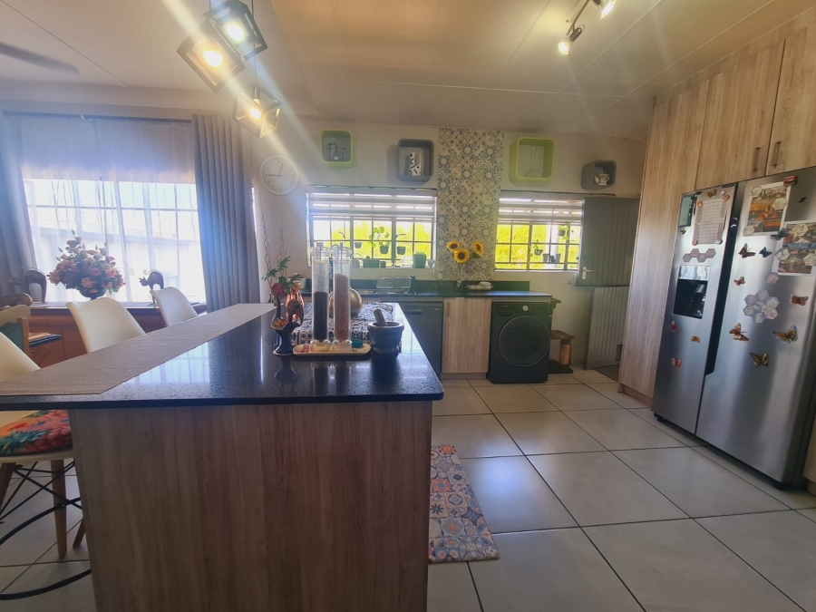 3 Bedroom Property for Sale in Homestead Gauteng