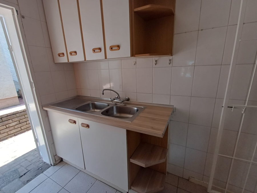 3 Bedroom Property for Sale in Glen Marais Gauteng