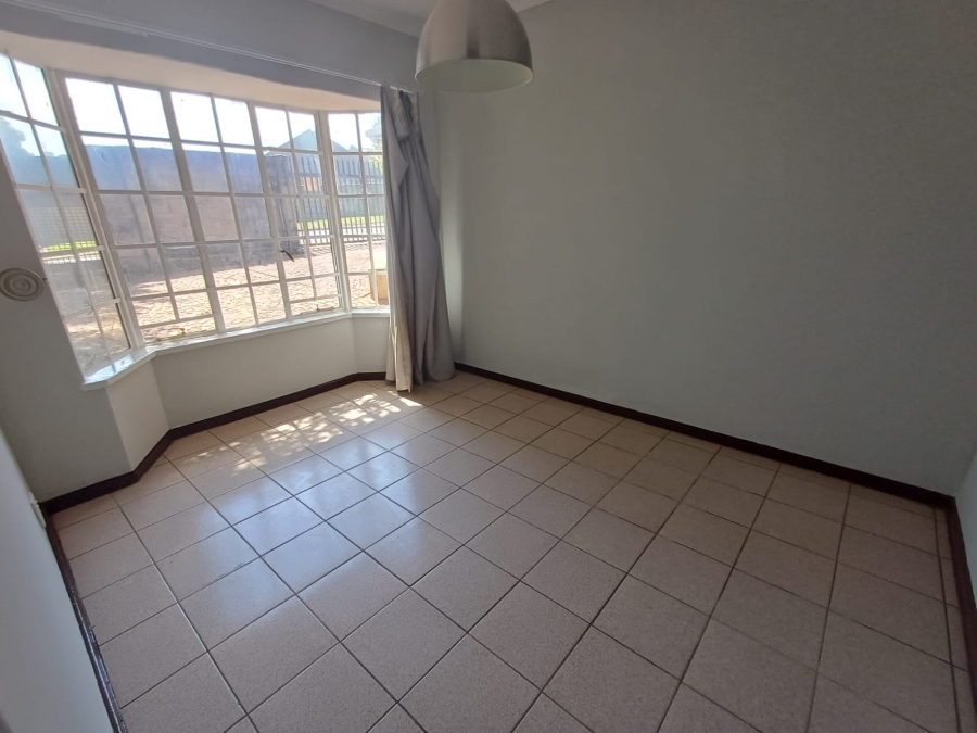 3 Bedroom Property for Sale in Glen Marais Gauteng