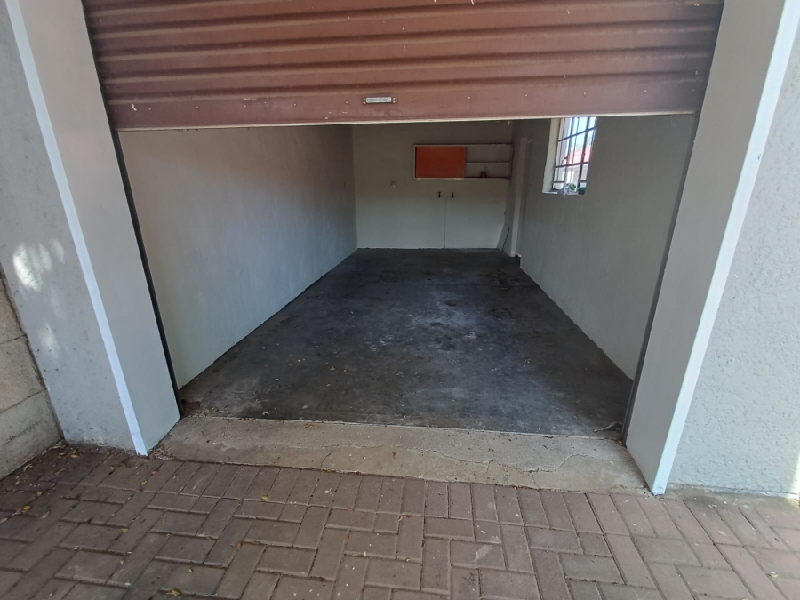 3 Bedroom Property for Sale in Glen Marais Gauteng