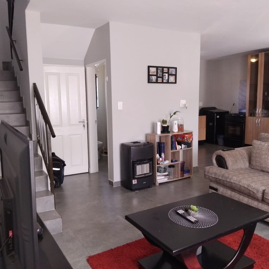 3 Bedroom Property for Sale in Blue Hills Gauteng