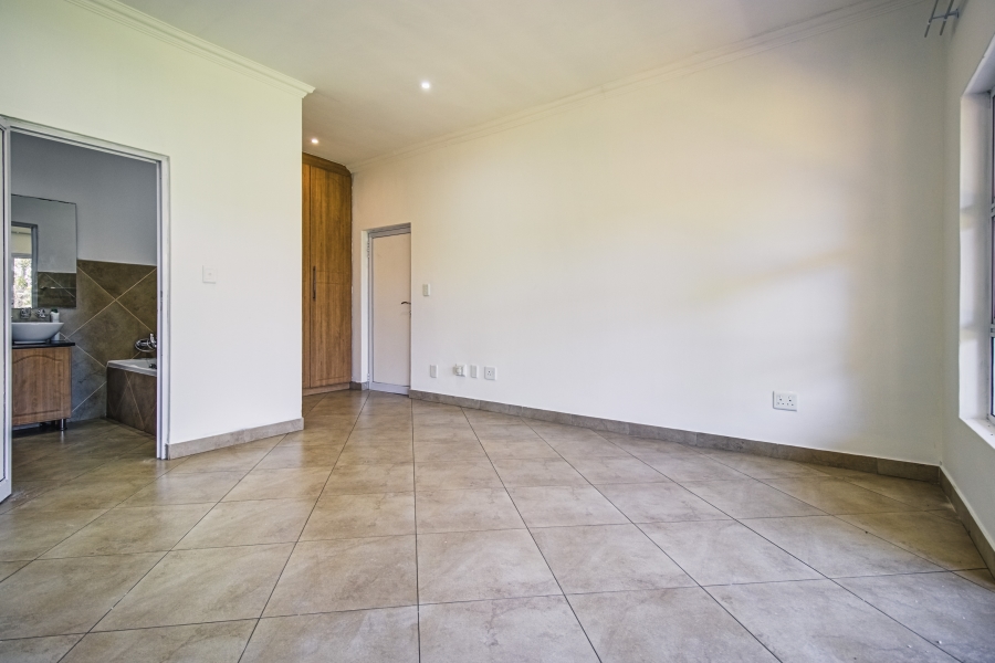 4 Bedroom Property for Sale in Ebotse Golf Estate Gauteng