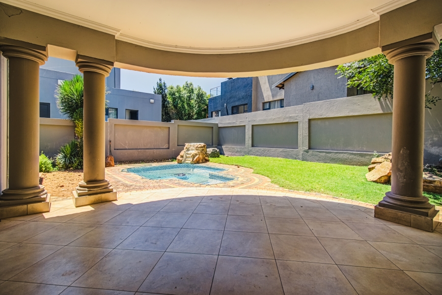 4 Bedroom Property for Sale in Ebotse Golf Estate Gauteng