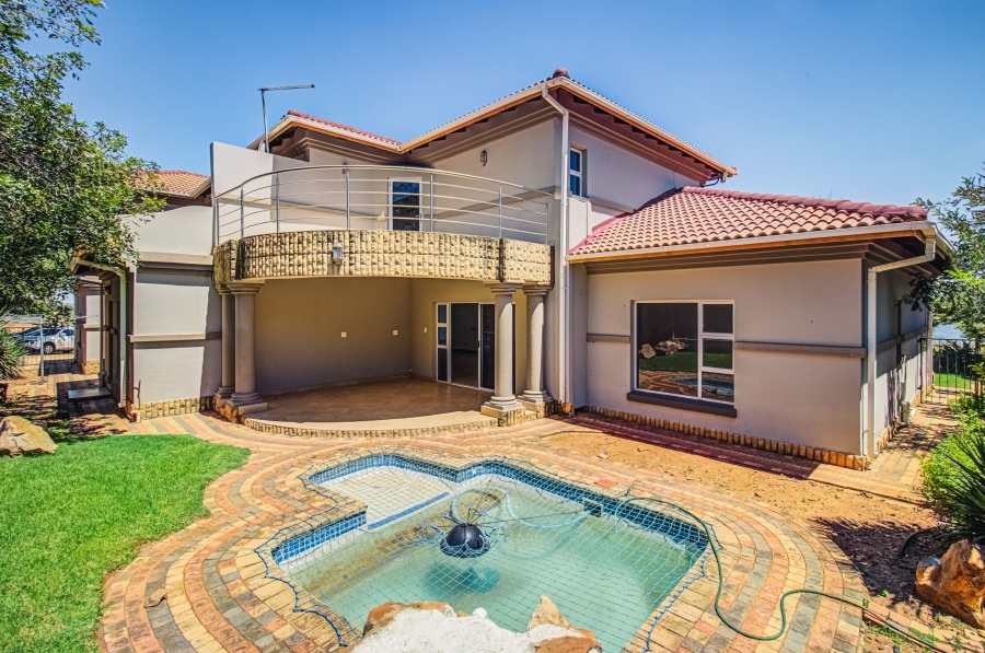 4 Bedroom Property for Sale in Ebotse Golf Estate Gauteng