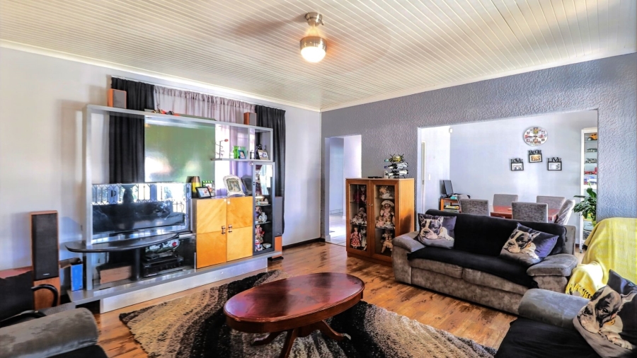 4 Bedroom Property for Sale in Eastleigh Gauteng