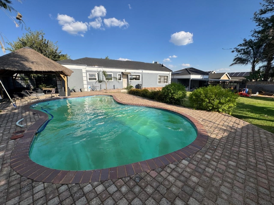 3 Bedroom Property for Sale in Elspark Gauteng