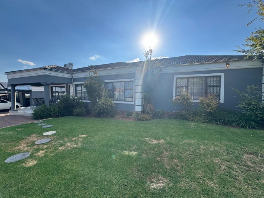 3 Bedroom Property for Sale in Elspark Gauteng