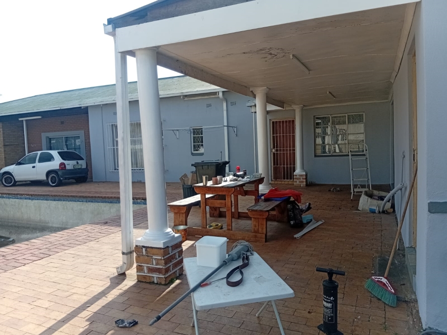 5 Bedroom Property for Sale in Casseldale Gauteng
