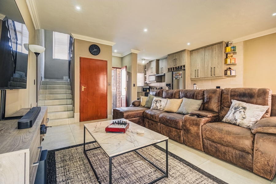 2 Bedroom Property for Sale in Bartlett Gauteng