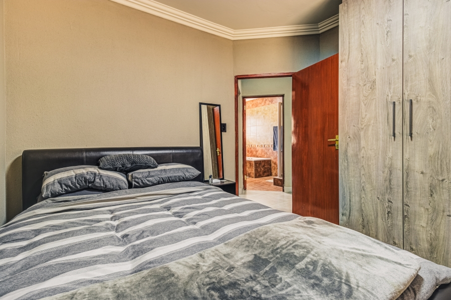 2 Bedroom Property for Sale in Bartlett Gauteng