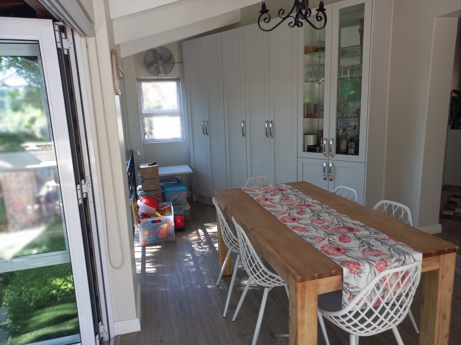 5 Bedroom Property for Sale in Bassonia Gauteng