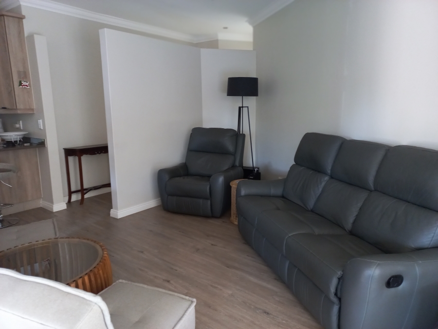 5 Bedroom Property for Sale in Bassonia Gauteng