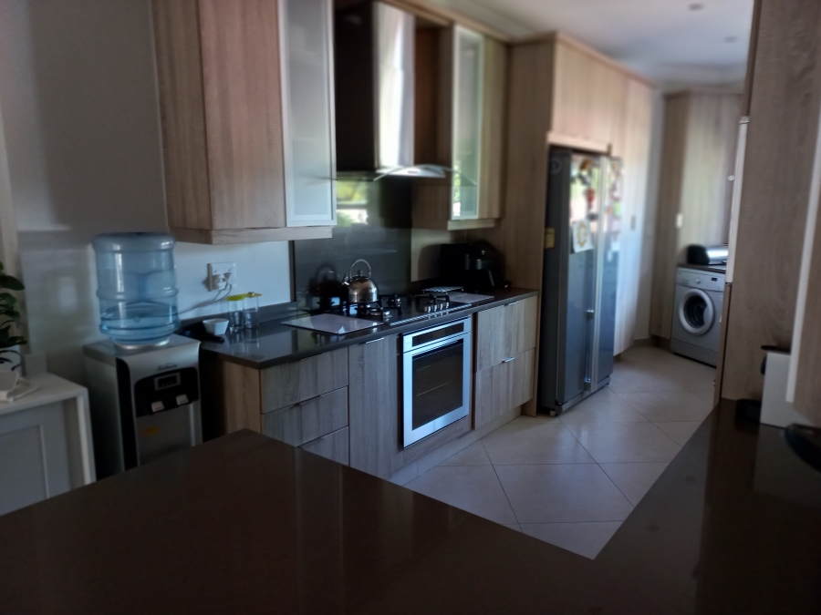 5 Bedroom Property for Sale in Bassonia Gauteng