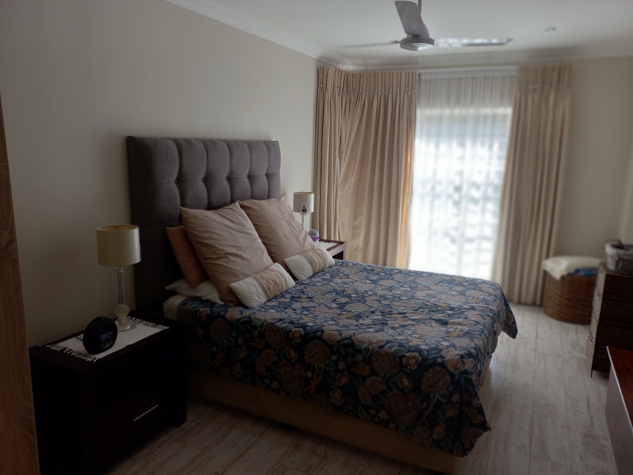 5 Bedroom Property for Sale in Bassonia Gauteng