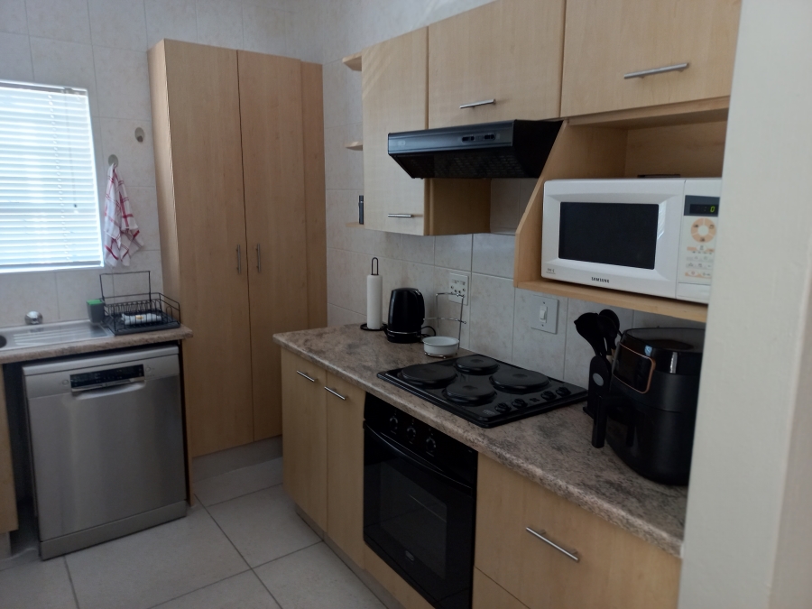 5 Bedroom Property for Sale in Bassonia Gauteng