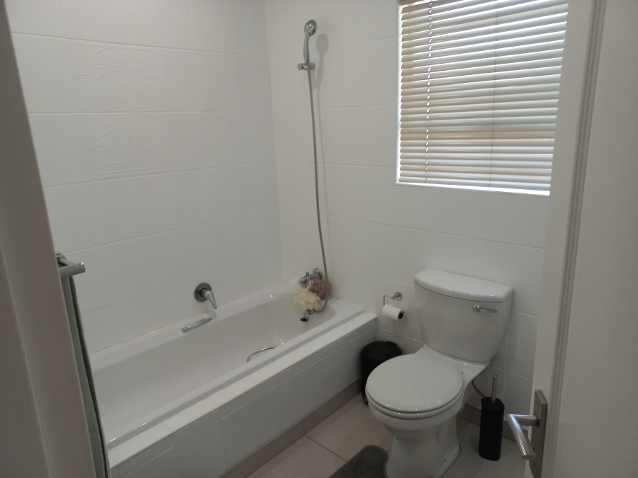 5 Bedroom Property for Sale in Bassonia Gauteng