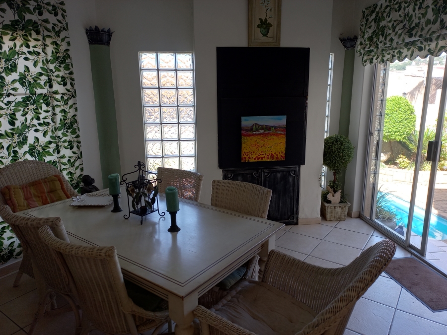 4 Bedroom Property for Sale in Bassonia Gauteng