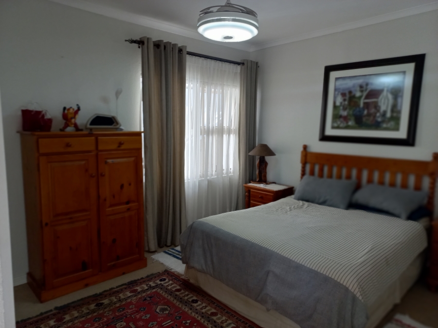 4 Bedroom Property for Sale in Bassonia Gauteng