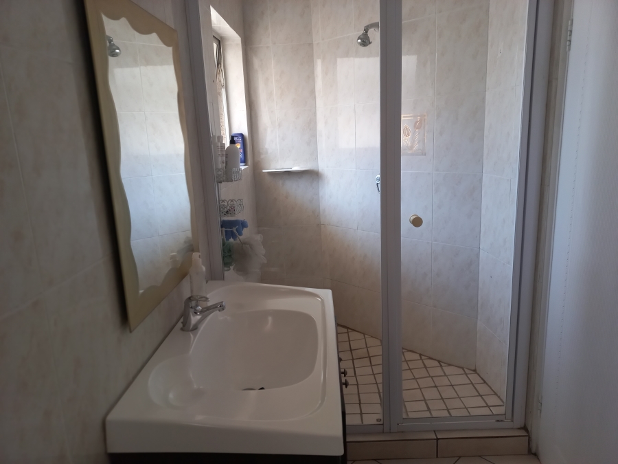 4 Bedroom Property for Sale in Bassonia Gauteng