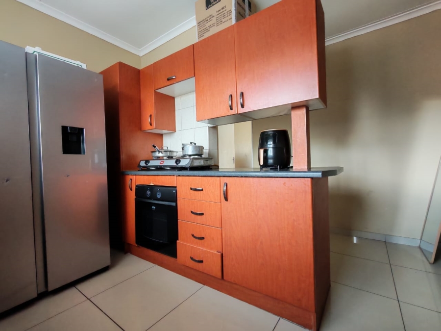 2 Bedroom Property for Sale in Birchleigh Gauteng