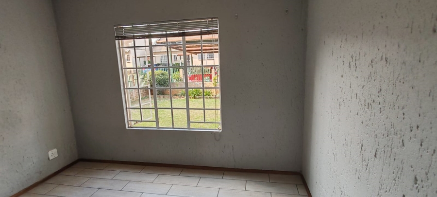 2 Bedroom Property for Sale in Bartlett Gauteng