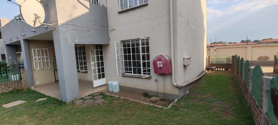 2 Bedroom Property for Sale in Bartlett Gauteng