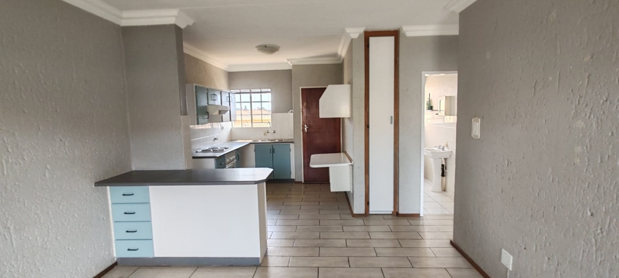 2 Bedroom Property for Sale in Bartlett Gauteng