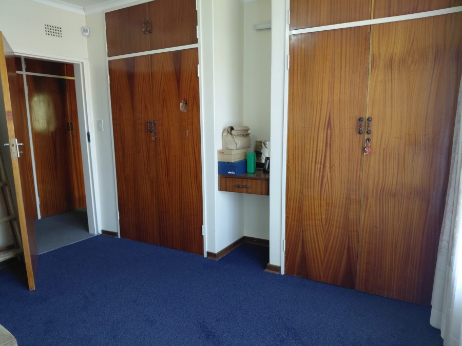 6 Bedroom Property for Sale in Actonville Gauteng