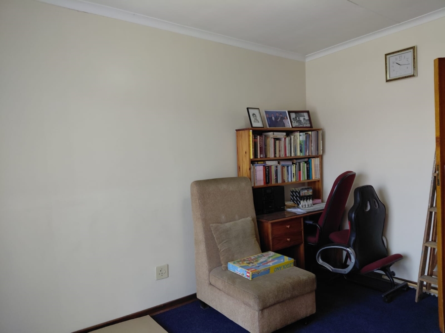 6 Bedroom Property for Sale in Actonville Gauteng