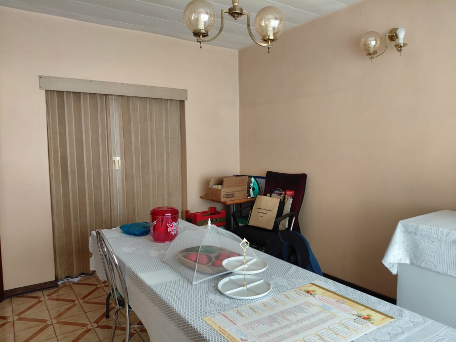 6 Bedroom Property for Sale in Actonville Gauteng