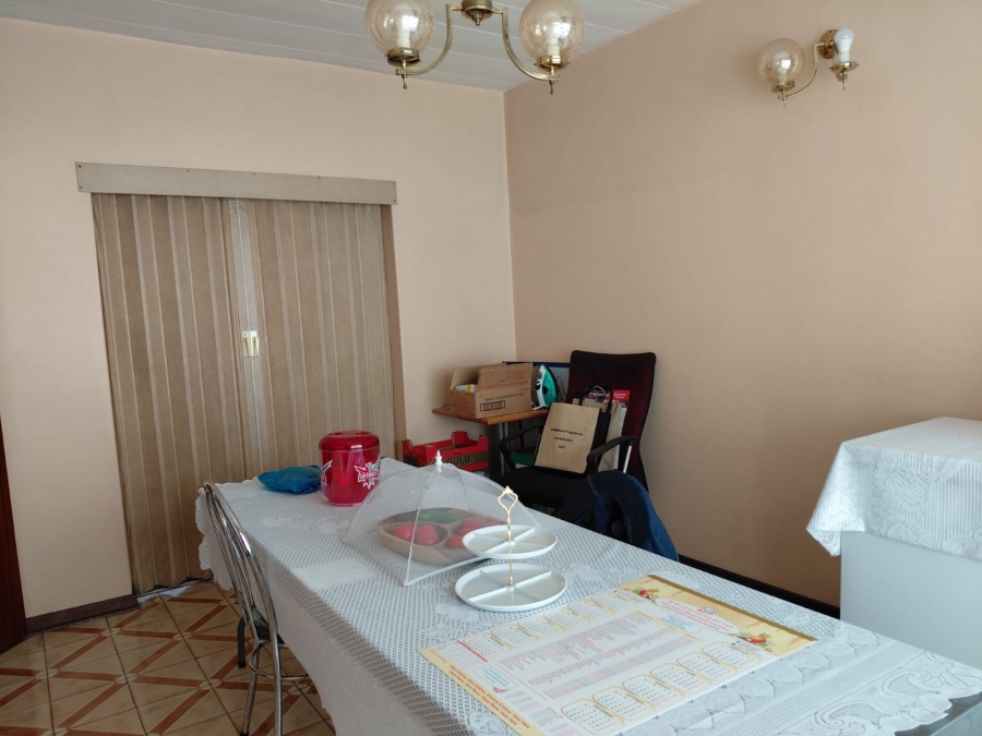 6 Bedroom Property for Sale in Actonville Gauteng