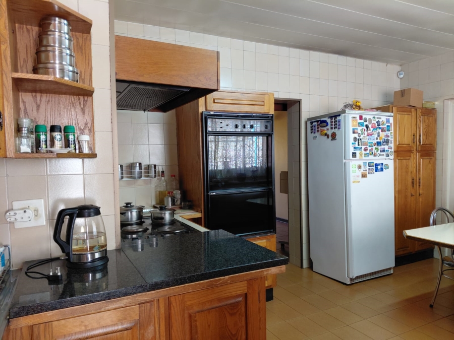 6 Bedroom Property for Sale in Actonville Gauteng