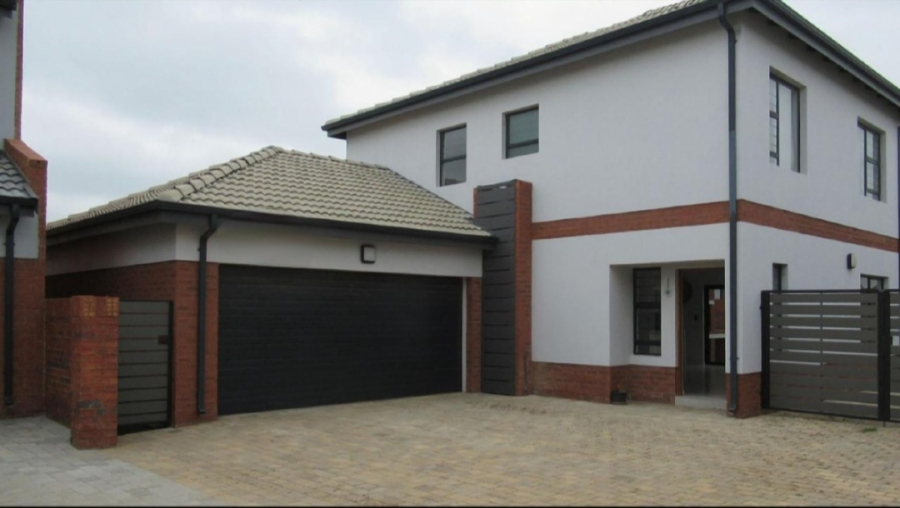 3 Bedroom Property for Sale in Caro Nome A H Gauteng
