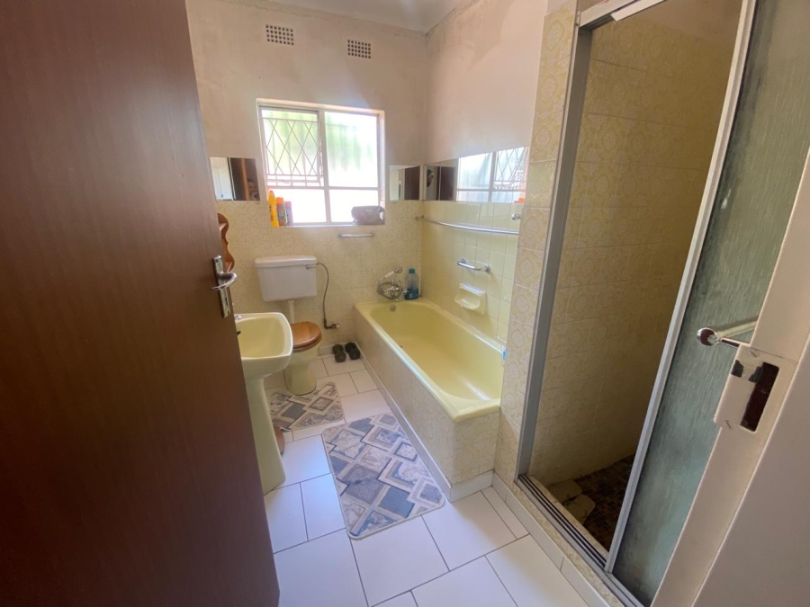 3 Bedroom Property for Sale in Freeway Park Gauteng