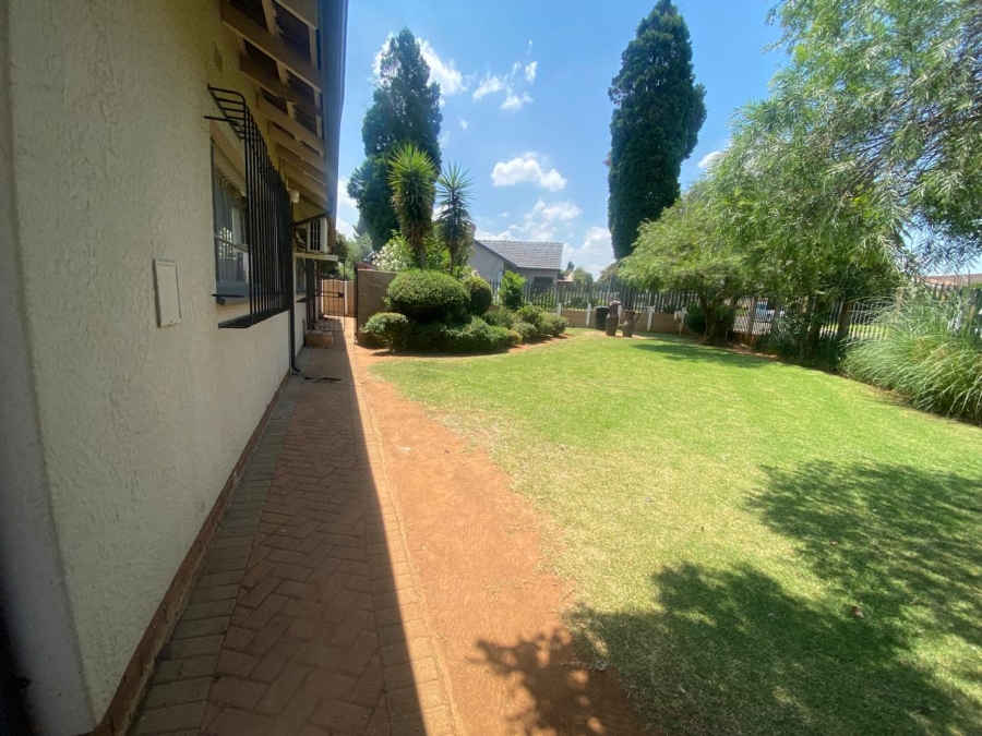 3 Bedroom Property for Sale in Freeway Park Gauteng