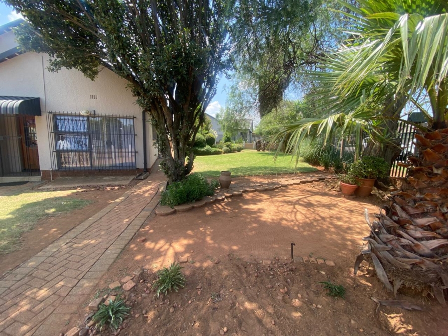 3 Bedroom Property for Sale in Freeway Park Gauteng