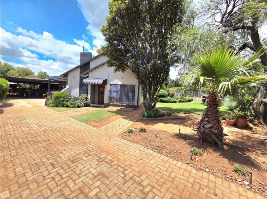 3 Bedroom Property for Sale in Freeway Park Gauteng