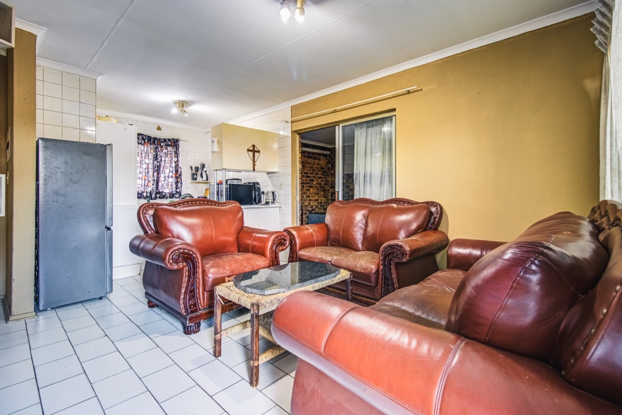 2 Bedroom Property for Sale in Birchleigh Gauteng