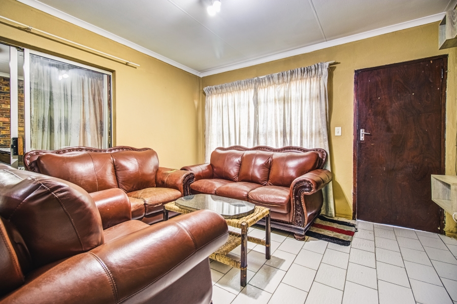 2 Bedroom Property for Sale in Birchleigh Gauteng
