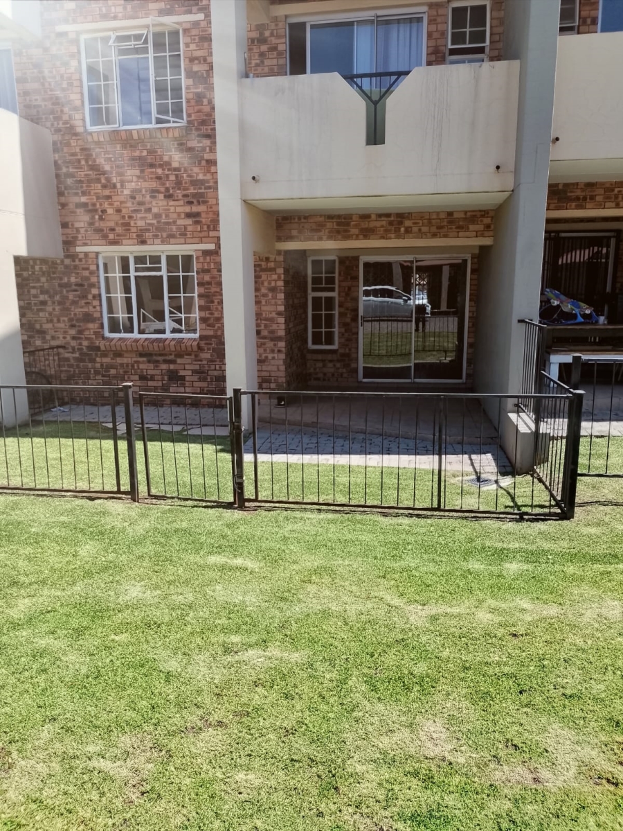 2 Bedroom Property for Sale in Comet Gauteng