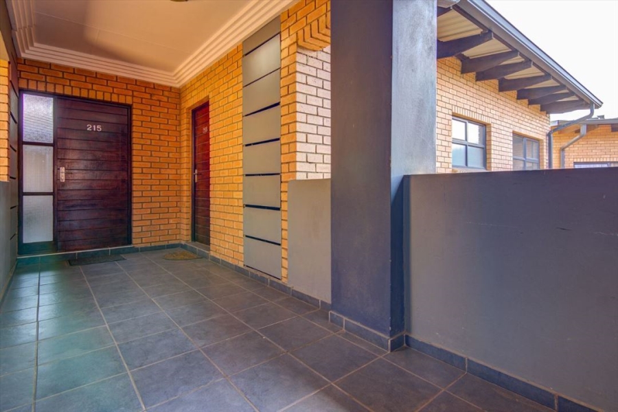 3 Bedroom Property for Sale in Eveleigh Gauteng
