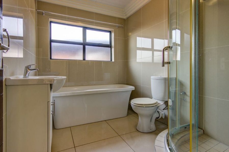 3 Bedroom Property for Sale in Eveleigh Gauteng