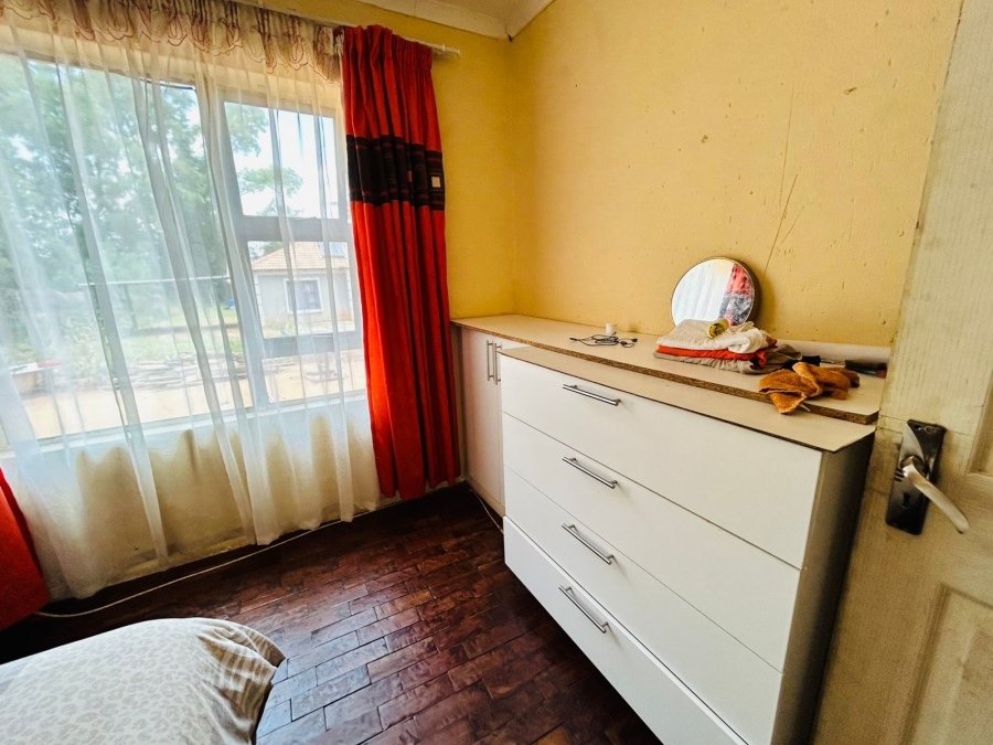 4 Bedroom Property for Sale in Strubenvale Gauteng