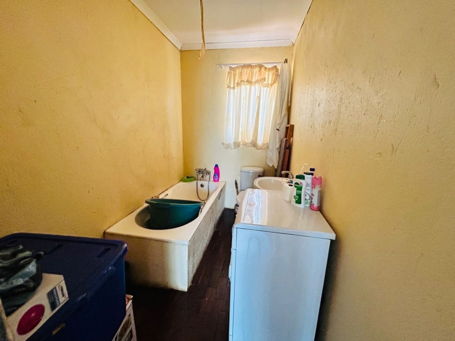 4 Bedroom Property for Sale in Strubenvale Gauteng