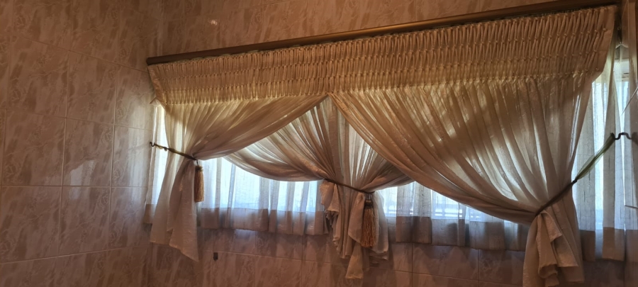 3 Bedroom Property for Sale in Selcourt Gauteng