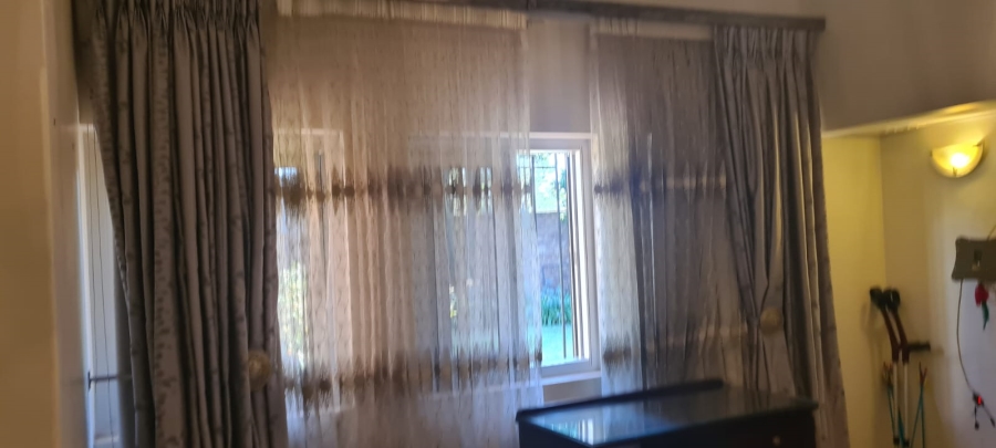 3 Bedroom Property for Sale in Selcourt Gauteng