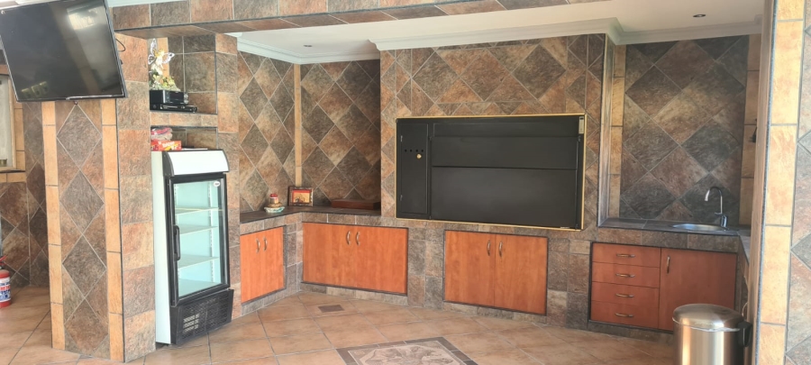 3 Bedroom Property for Sale in Selcourt Gauteng