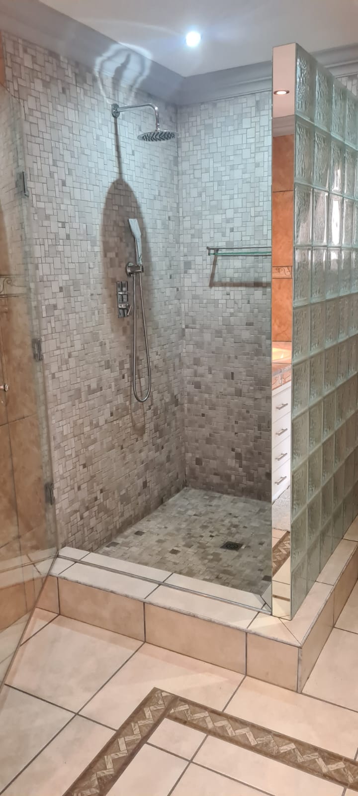 3 Bedroom Property for Sale in Selcourt Gauteng