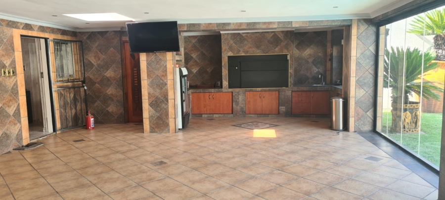 3 Bedroom Property for Sale in Selcourt Gauteng